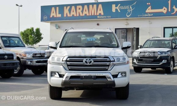 Buy Import Toyota Land Cruiser White Car in Import - Dubai in Antigua Buy Import Toyota Land Cruiser White Car in Import - Dubai in Antigua