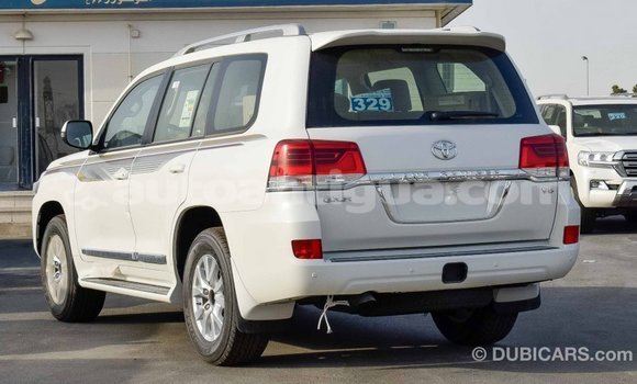 Buy Import Toyota Land Cruiser White Car in Import - Dubai in Antigua Buy Import Toyota Land Cruiser White Car in Import - Dubai in Antigua
