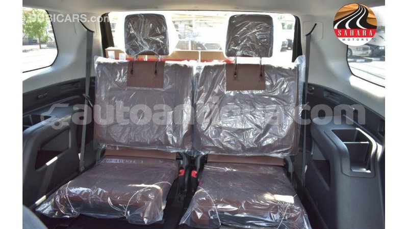 Big with watermark toyota hiace antigua import dubai 1751