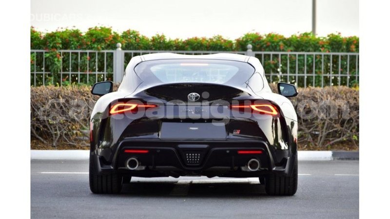 Big with watermark toyota supra antigua import dubai 1752