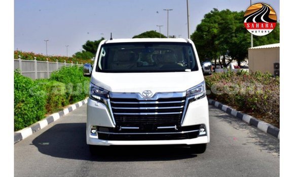 Buy Import Toyota Granvia White Car in Import - Dubai in Antigua Buy Import Toyota Granvia White Car in Import - Dubai in Antigua