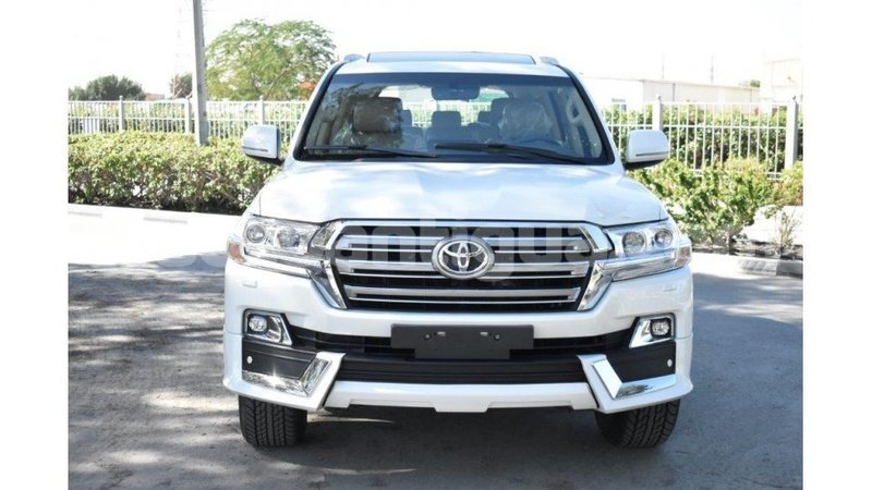 Big with watermark toyota land cruiser antigua import dubai 1754