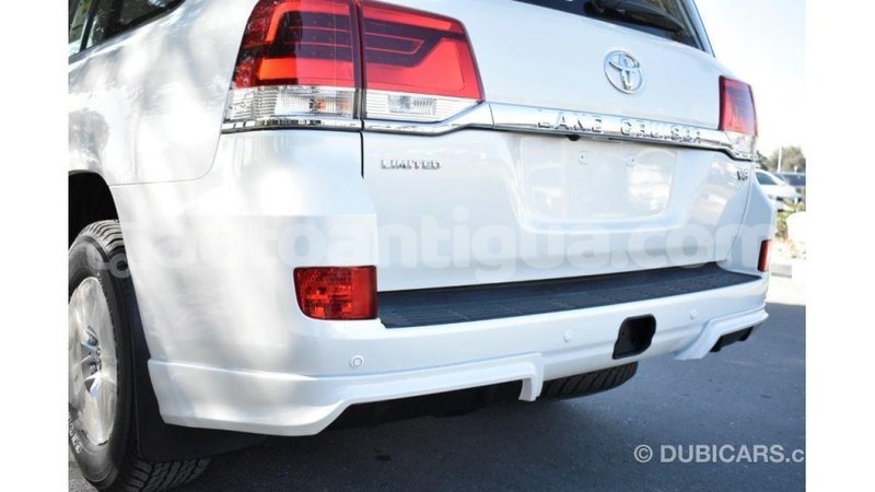 Big with watermark toyota land cruiser antigua import dubai 1754
