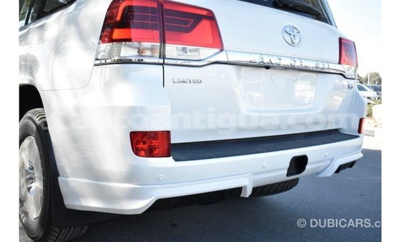 Buy Import Toyota Land Cruiser White Car in Import - Dubai in Antigua Buy Import Toyota Land Cruiser White Car in Import - Dubai in Antigua
