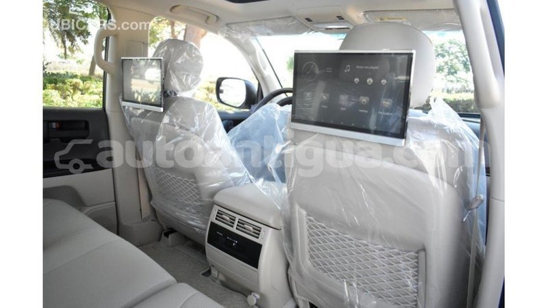 Big with watermark toyota land cruiser antigua import dubai 1754