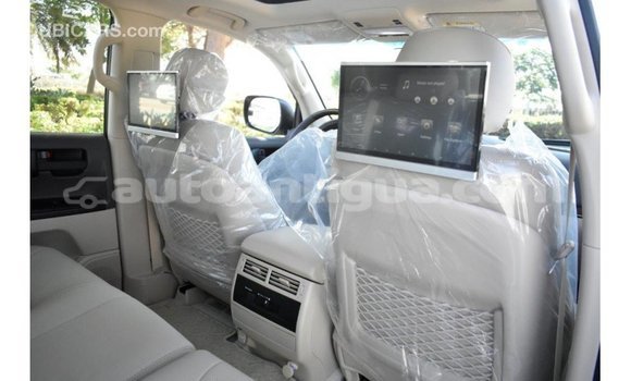 Buy Import Toyota Land Cruiser White Car in Import - Dubai in Antigua Buy Import Toyota Land Cruiser White Car in Import - Dubai in Antigua