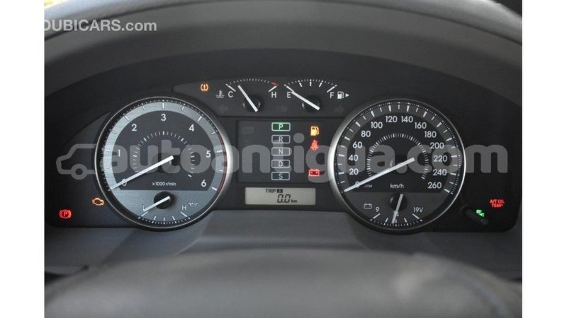 Big with watermark toyota land cruiser antigua import dubai 1754