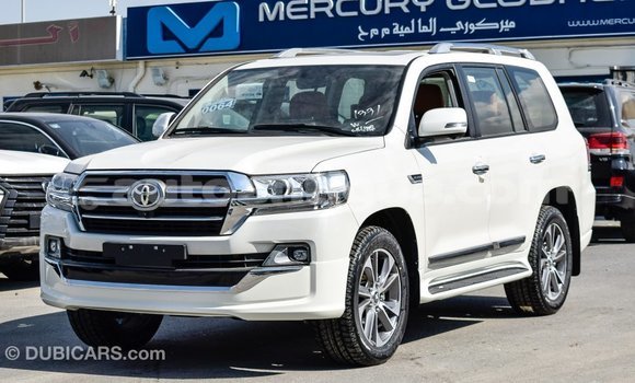 Buy Import Toyota Land Cruiser White Car in Import - Dubai in Antigua Buy Import Toyota Land Cruiser White Car in Import - Dubai in Antigua