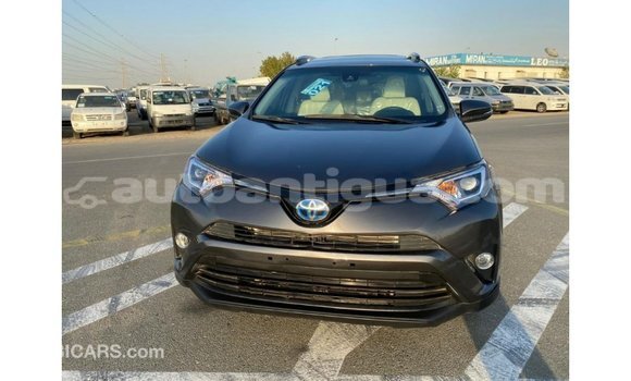 Buy Import Toyota HiAce Other Truck in Import - Dubai in Antigua Buy Import Toyota HiAce Other Truck in Import - Dubai in Antigua