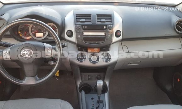 Buy Import Toyota HiAce Other Truck in Import - Dubai in Antigua Buy Import Toyota HiAce Other Truck in Import - Dubai in Antigua