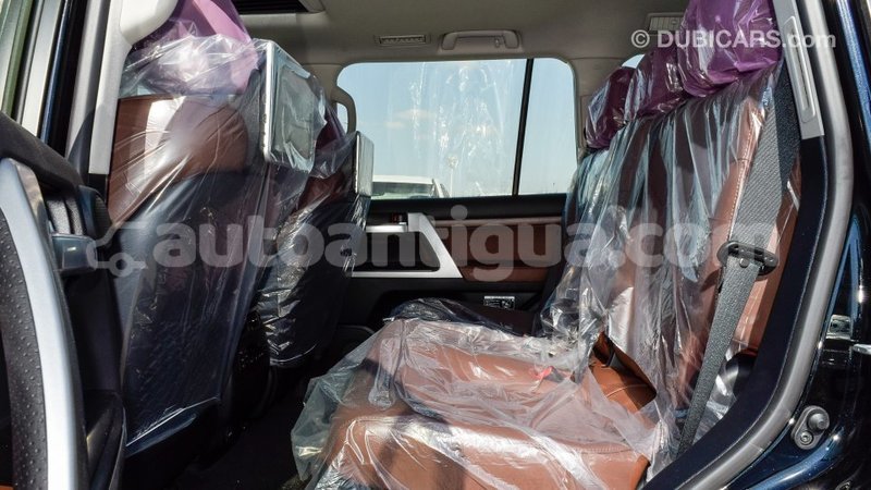 Big with watermark toyota land cruiser antigua import dubai 1777