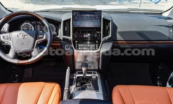 Buy Import Toyota Land Cruiser White Car in Import - Dubai in Antigua Buy Import Toyota Land Cruiser White Car in Import - Dubai in Antigua