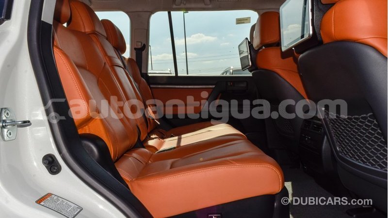 Big with watermark toyota land cruiser antigua import dubai 1779