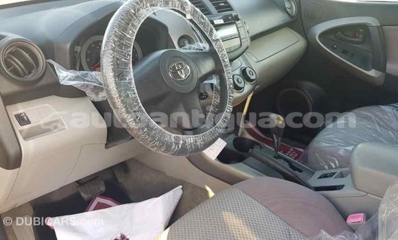 Buy Import Toyota HiAce Other Truck in Import - Dubai in Antigua Buy Import Toyota HiAce Other Truck in Import - Dubai in Antigua