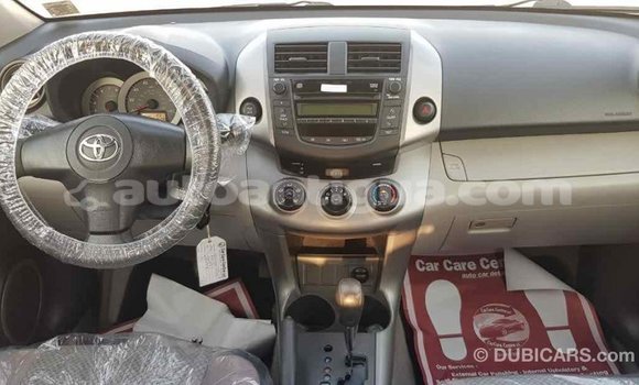 Buy Import Toyota HiAce Other Truck in Import - Dubai in Antigua Buy Import Toyota HiAce Other Truck in Import - Dubai in Antigua
