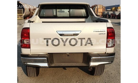 Buy Import Toyota Hilux White Car in Import - Dubai in Antigua Buy Import Toyota Hilux White Car in Import - Dubai in Antigua