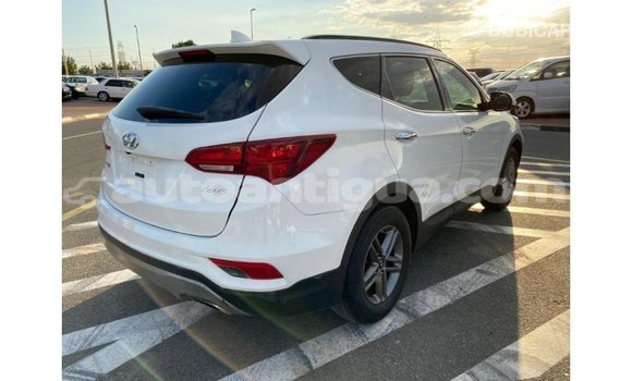 Buy Import Hyundai Santa Fe White Car in Import - Dubai in Antigua Buy Import Hyundai Santa Fe White Car in Import - Dubai in Antigua