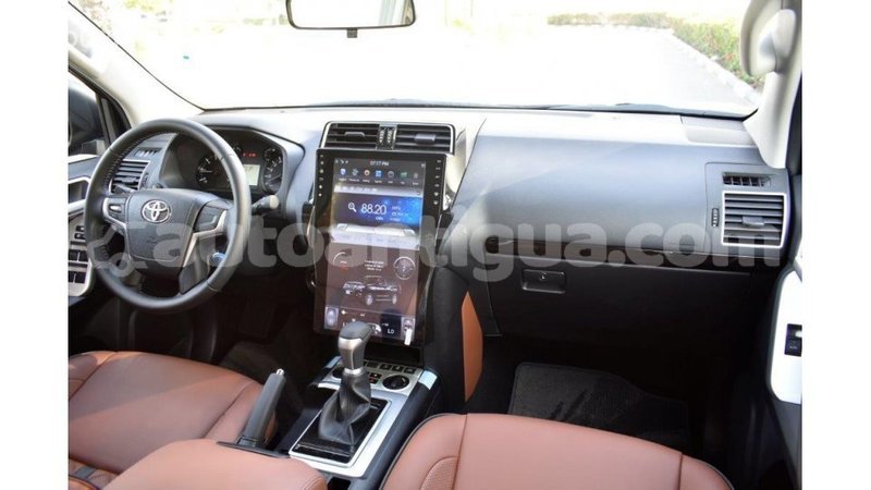 Big with watermark toyota prado antigua import dubai 1787