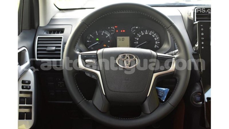 Big with watermark toyota prado antigua import dubai 1787