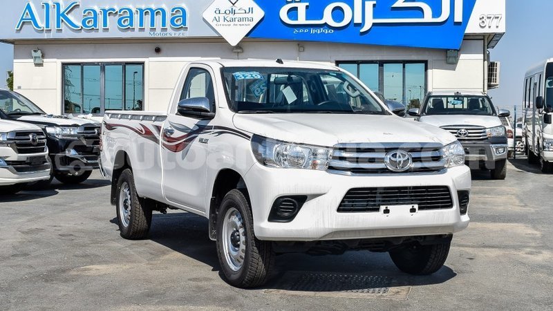 Big with watermark toyota hilux antigua import dubai 1788