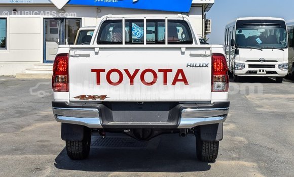 Buy Import Toyota Hilux White Car in Import - Dubai in Antigua Buy Import Toyota Hilux White Car in Import - Dubai in Antigua