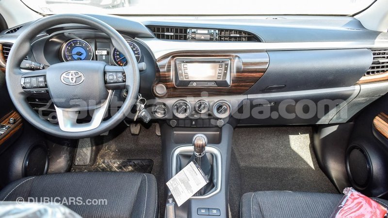 Big with watermark toyota hilux antigua import dubai 1789