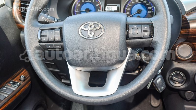 Big with watermark toyota hilux antigua import dubai 1789