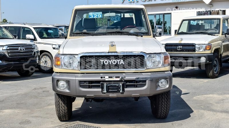 Big with watermark toyota land cruiser antigua import dubai 1790