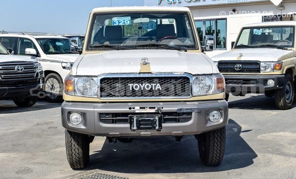 Buy Import Toyota Land Cruiser Beige Car in Import - Dubai in Antigua Buy Import Toyota Land Cruiser Beige Car in Import - Dubai in Antigua