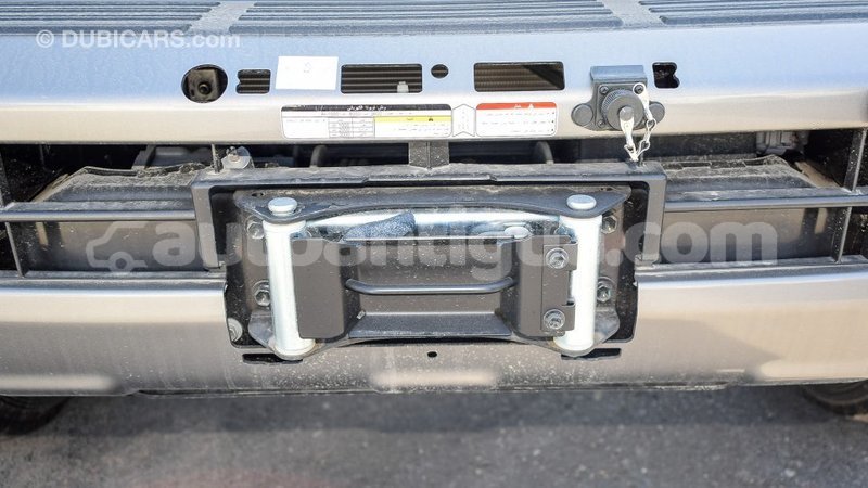 Big with watermark toyota land cruiser antigua import dubai 1790
