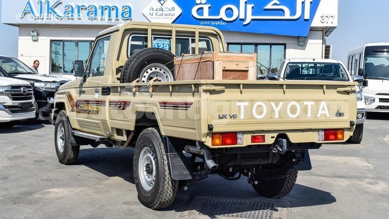 Big with watermark toyota land cruiser antigua import dubai 1790