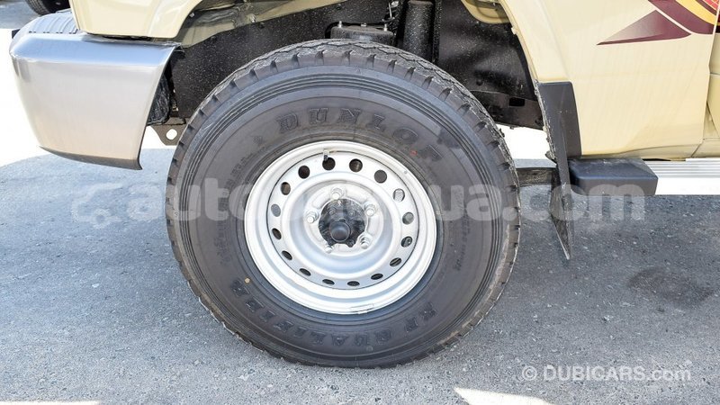 Big with watermark toyota land cruiser antigua import dubai 1790
