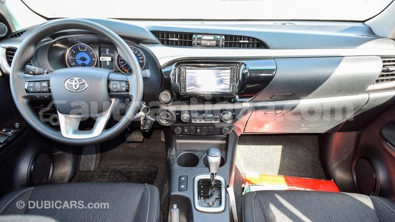 Big with watermark toyota hilux antigua import dubai 1795