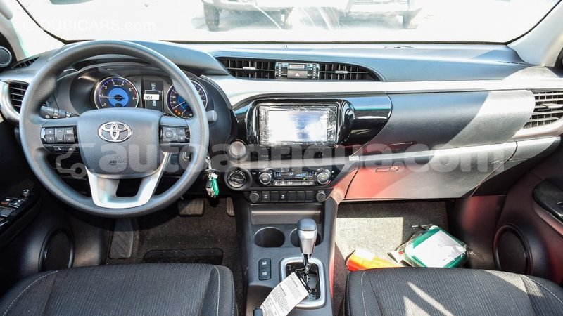 Big with watermark toyota hilux antigua import dubai 1796