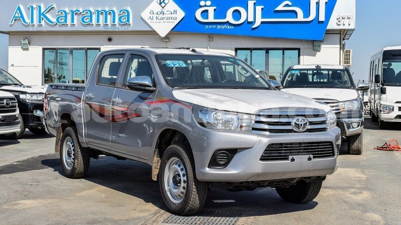 Big with watermark toyota hilux antigua import dubai 1797