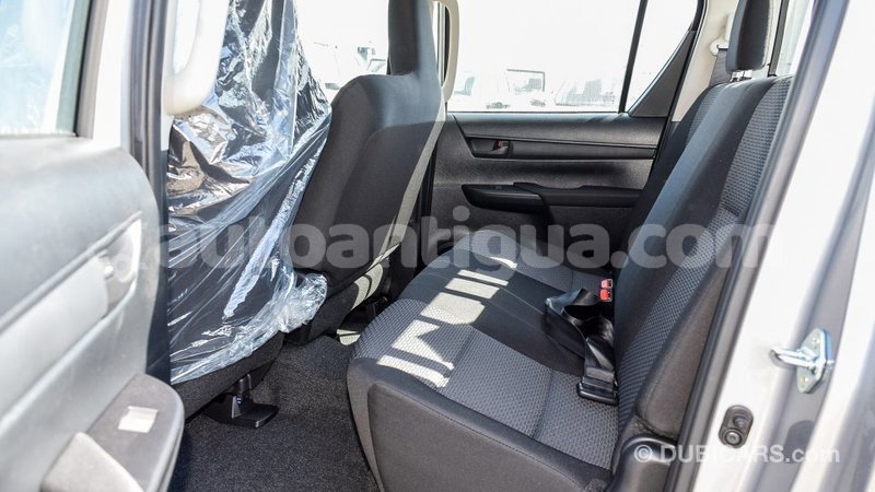 Big with watermark toyota hilux antigua import dubai 1797