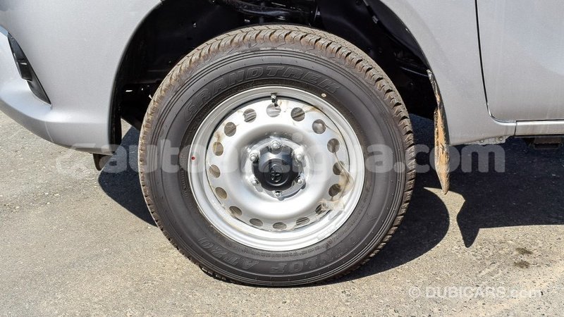 Big with watermark toyota hilux antigua import dubai 1797