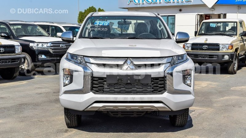 Big with watermark mitsubishi l200 antigua import dubai 1798