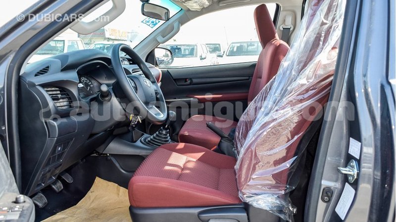 Big with watermark toyota hilux antigua import dubai 1799