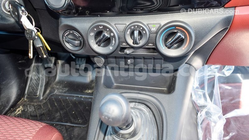 Big with watermark toyota hilux antigua import dubai 1799