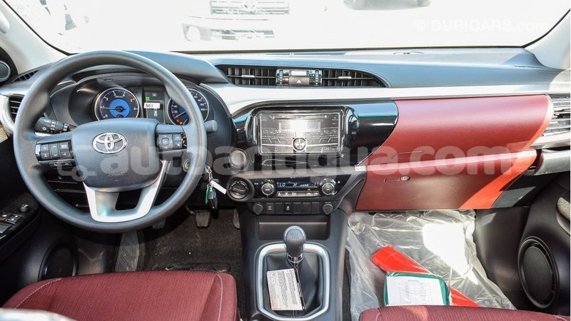 Big with watermark toyota hilux antigua import dubai 1800