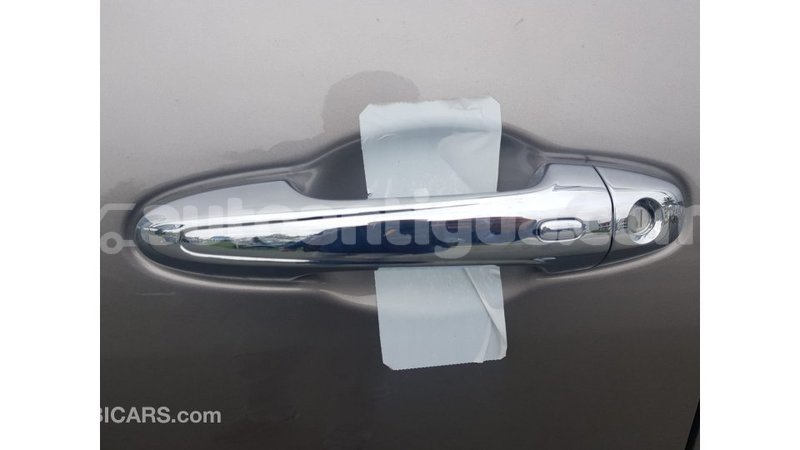 Big with watermark toyota hilux antigua import dubai 1801