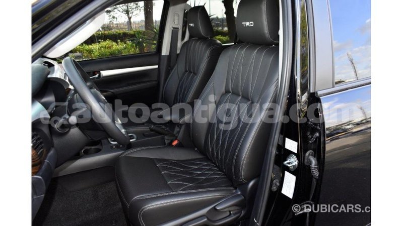 Big with watermark toyota hilux antigua import dubai 1802