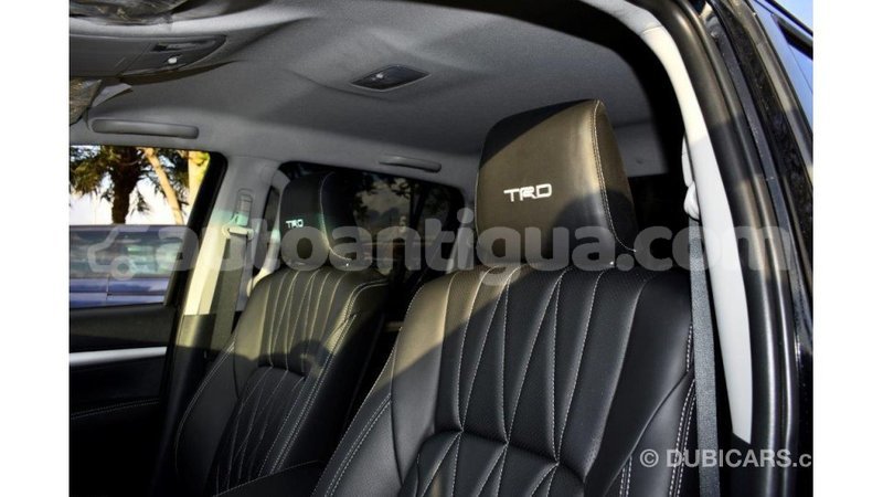 Big with watermark toyota hilux antigua import dubai 1802