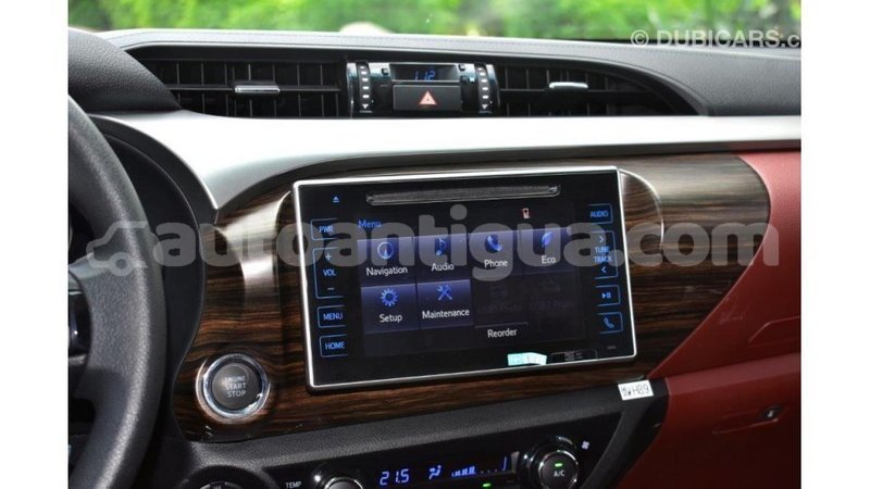 Big with watermark toyota hilux antigua import dubai 1802