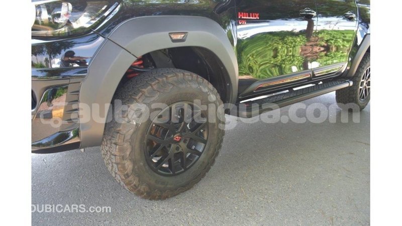 Big with watermark toyota hilux antigua import dubai 1802