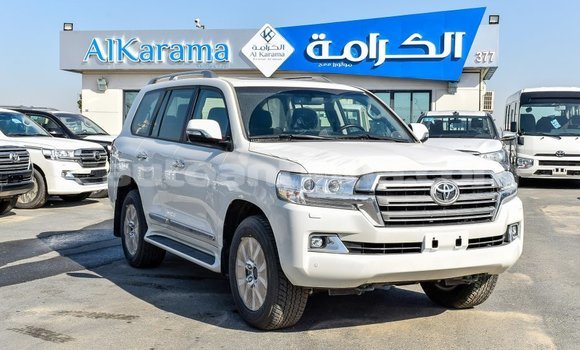 Buy Import Toyota Land Cruiser White Car in Import - Dubai in Antigua Buy Import Toyota Land Cruiser White Car in Import - Dubai in Antigua