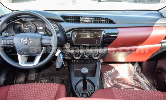 Buy Import Toyota Hilux White Car in Import - Dubai in Antigua Buy Import Toyota Hilux White Car in Import - Dubai in Antigua