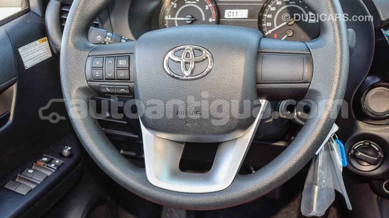 Big with watermark toyota hilux antigua import dubai 1807