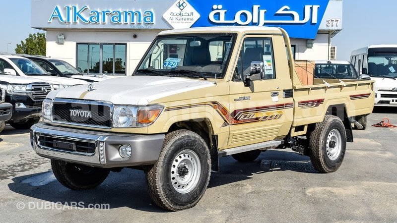 Big with watermark toyota land cruiser antigua import dubai 1808